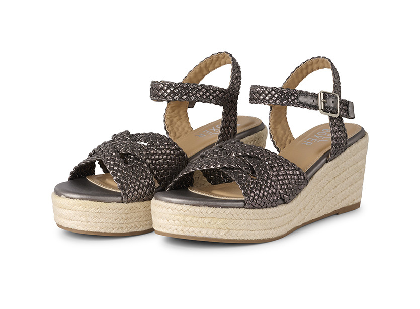 Sandale cu platforma